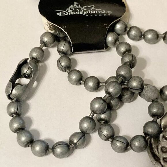 Vintage Disney Pirates of the Caribbean Necklace Tia Dalma Calypso Witch 17.5" - Picture 9 of 12